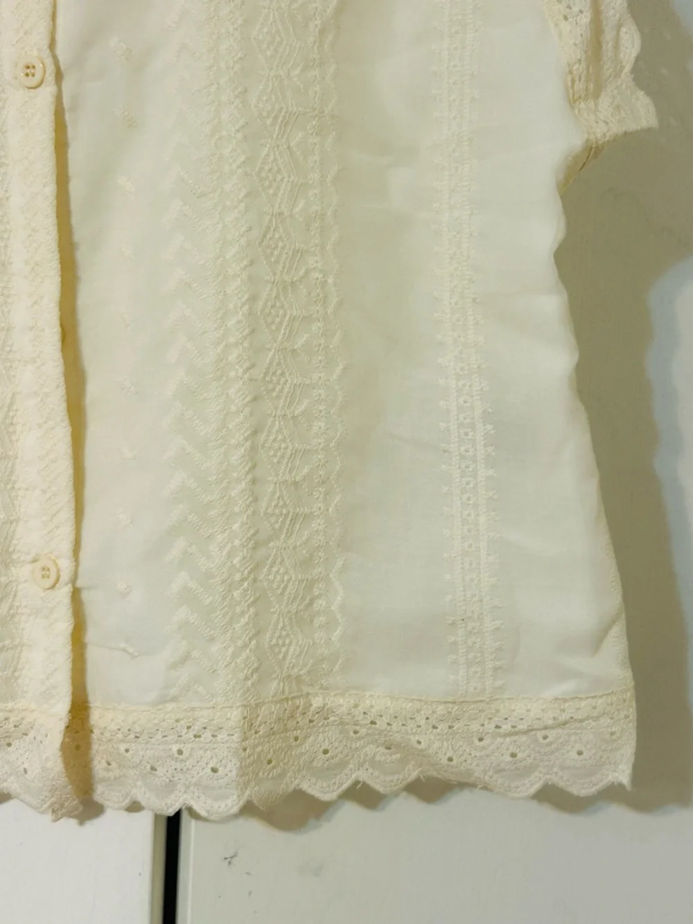 SHEIN Cream Lace-Trim Button Front Blouse - Picture 3 of 6